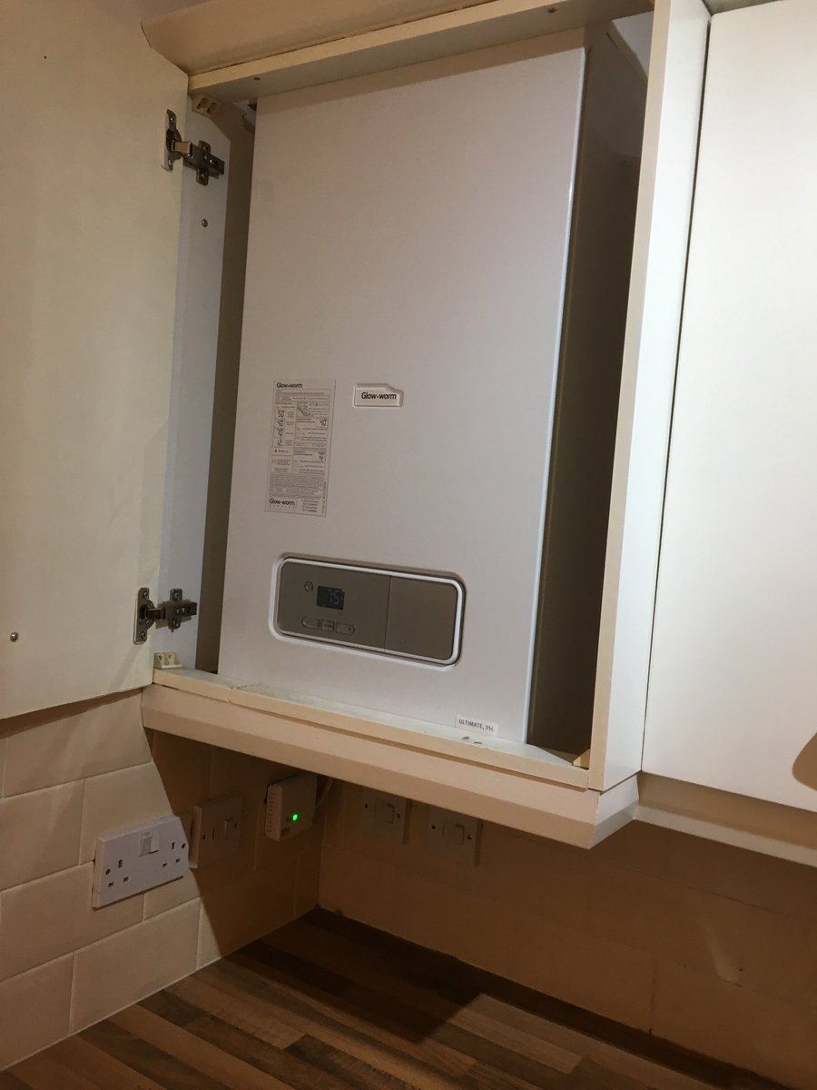 Squeezed this one back in to a cabinet today the Ultimate 35 from Glow-worm great bit of kit😀#clubenergy