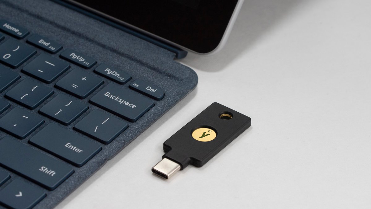 Yubico's tweet image. Protecting at-risk and vulnerable populations is essential to our vision and mission.

Our expanded partnership with Microsoft #AccountGuard now allows us to provide 25,000 YubiKeys, free of cost, to high-risk orgs. in 31 countries. Story via @ZDnet:  zdnet.com/google-amp/art…