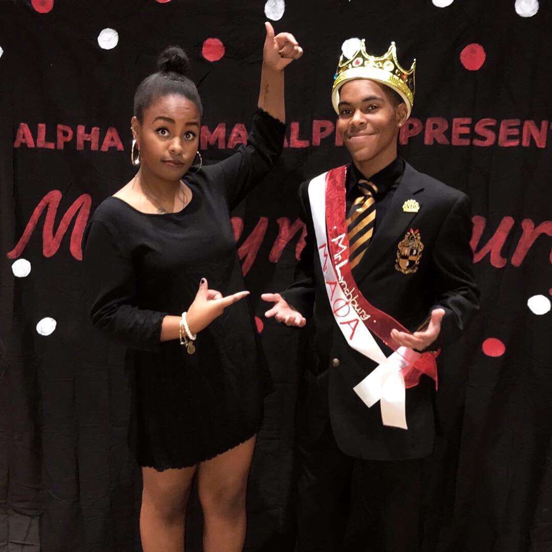 lynchburg's tweet photo. We’re proud of communication studies major/sport management minor TJ Harvey ’21, who’s landed a spot at New York University for an MS in sports business. Congrats! 🥳 #UniversityOfLynchburg #ClassOf2021 https://t.co/PrkfFPPRea