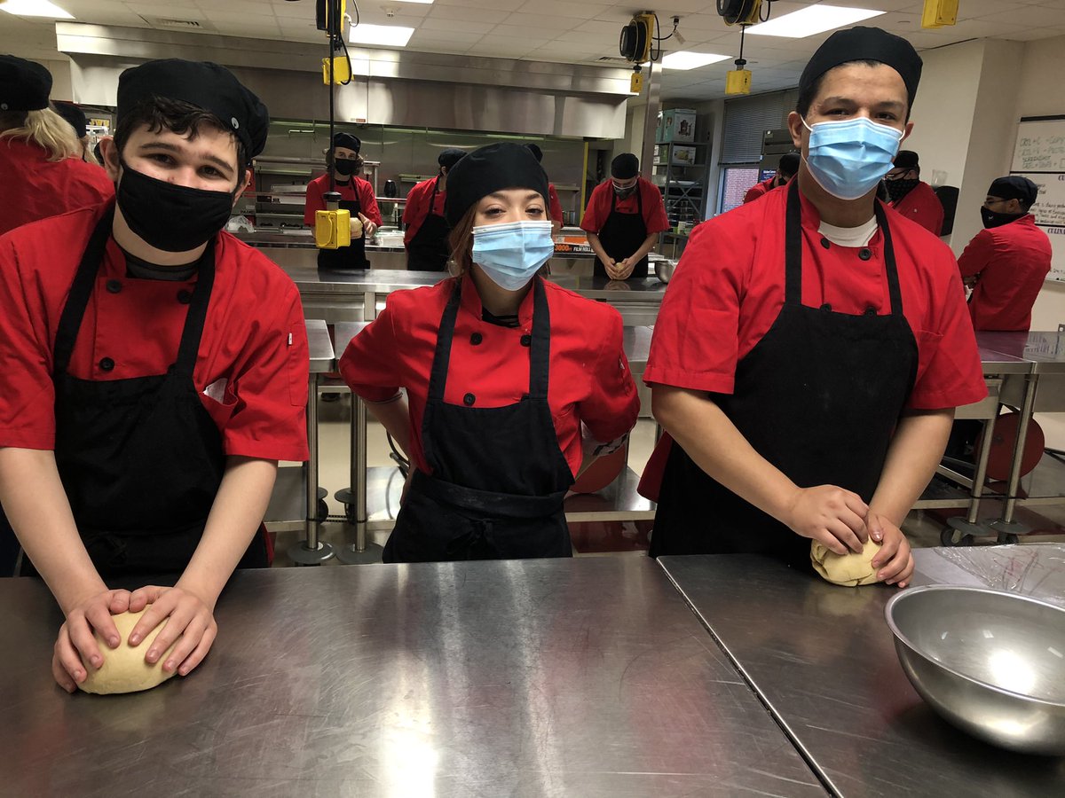 ChefAndersonSHS's tweet photo. Challah bread day!!! Students are developing their dough today, then braiding and baking tomorrow! @SplendoraISD @SplendoraCTE https://t.co/inrSaTMTuP