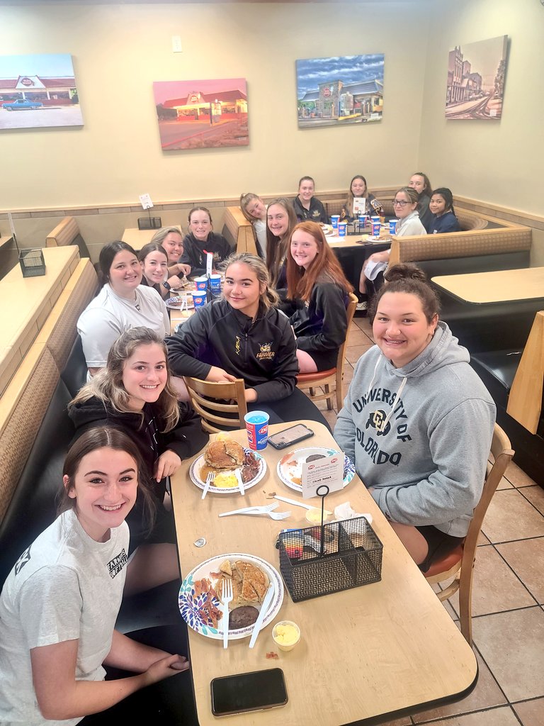 FarmerSoftball's tweet photo. Thanks @DairyQueen Farmersville, USA for fueling us today. #smalltownlove #pregamemeal #farmernation 
Game today @ Community HS at Noon!!! 💜💛💜 https://t.co/OaAOuiYjCm