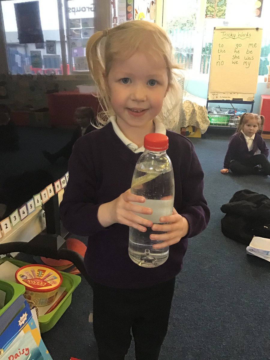 bspsofficial's tweet photo. Third time lucky today! 'Ketch-up' Challenge #bspsreception #bspsscienceweek https://t.co/5x50ZvfBN2