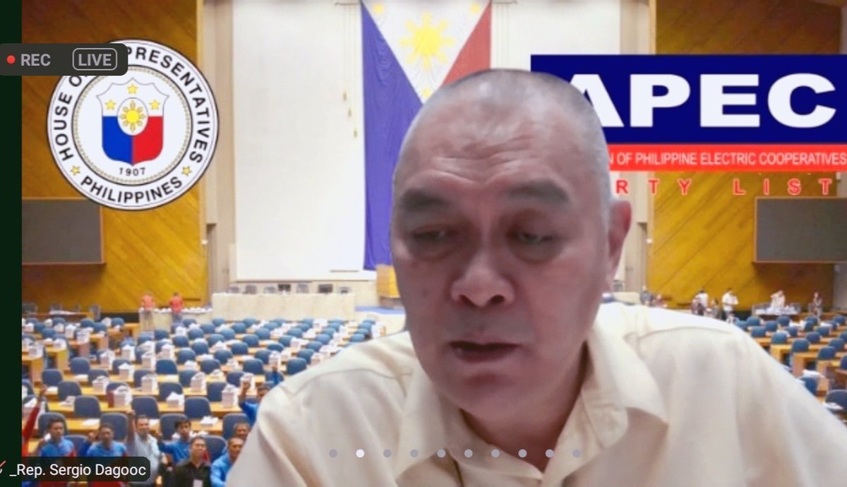 HouseofRepsPH's tweet photo. Committee report on renaming of terminal facilities of Mactan-Cebu International Airport &amp; creation of safe pathways network of bicycle lanes and slow streets bills approved

READ: https://t.co/20bkJaCl8A https://t.co/e6CXNiNaZR