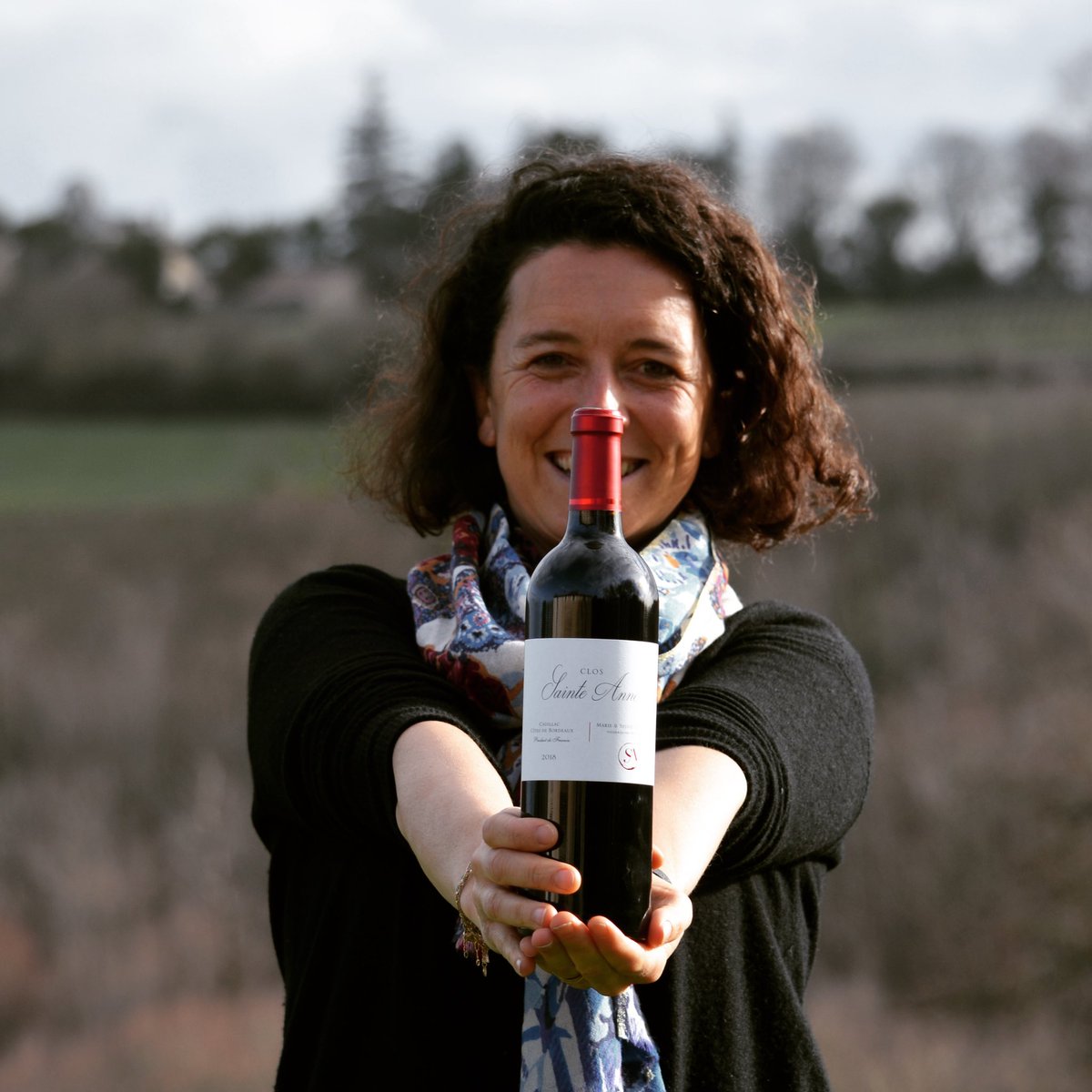 🎤 Interview en LIVE
RDV jeudi 11 mars à 19h, sur mon compte Insta, pour un live avec Sylvie Courselle, vigneronne au singulier Clos Sainte Anne et au célèbre Château Thieuley.
Rencontre avec une vigneronne épicurienne.🍷Trop hâte !