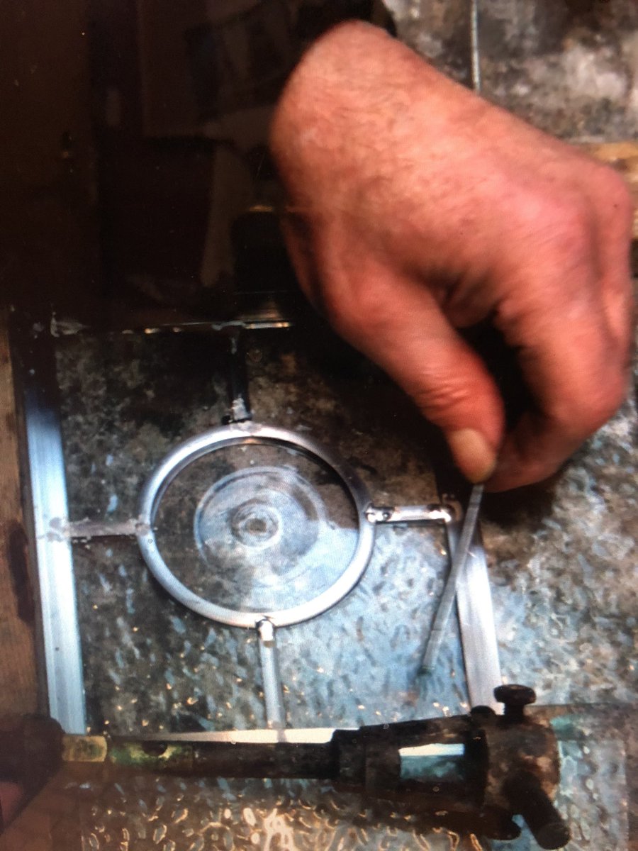 muswellhill01's tweet image. #glasswindow repairs #Bitcoin #NFTCommunity