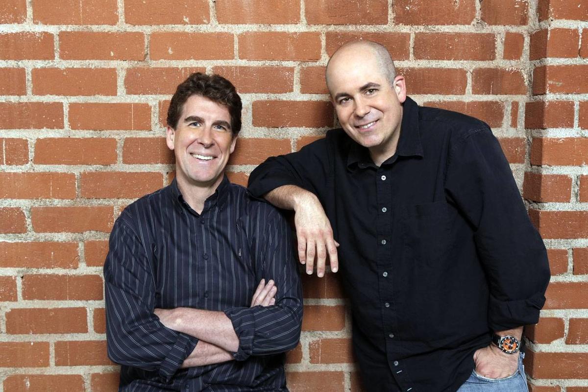 sidetrackcast's tweet photo. NOW LIVE: The talented @cincopedia and @KDaurio on writing the Despicable Me franchise, The Lorax, Horton, Bubble Boy, the upcoming @AppleTV #CecilyStrong @KeeganMKey series #Schmigadoon and their feature commentary for Willy Wonka!

https://t.co/jqgfxYsVm8 https://t.co/Wi6Qf1EE06