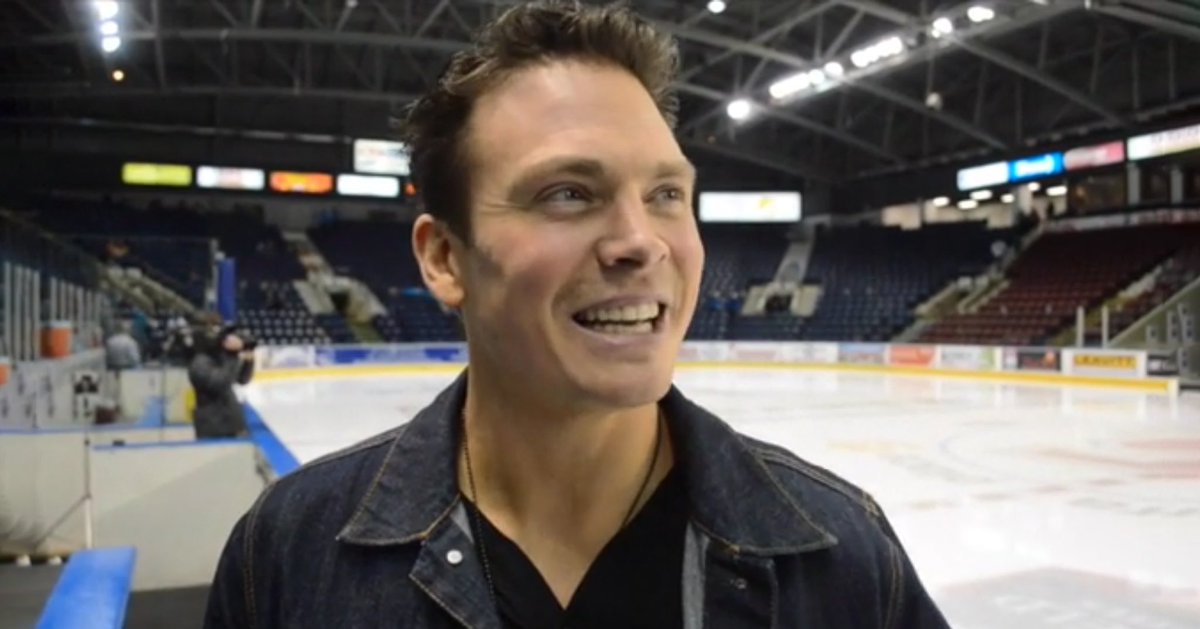 _OffTheHosel's tweet photo. Episode #62 Feat: JJ Hunter (@jjhunter18) @HunterBros

Topics:
-Shaunavon, Sk 
-Growing up in Sasky
-Country music
-Pro hockey days
-So much more!

Enjoy!!👇🏼

❗️LINK❗️

https://t.co/2XLE4YXc6w

Sponsored by: Regina Nissan + @LMDistillery + @divotsgolf + @TaylorMadeCA + @manscaped https://t.co/PK7C0AaOf5
