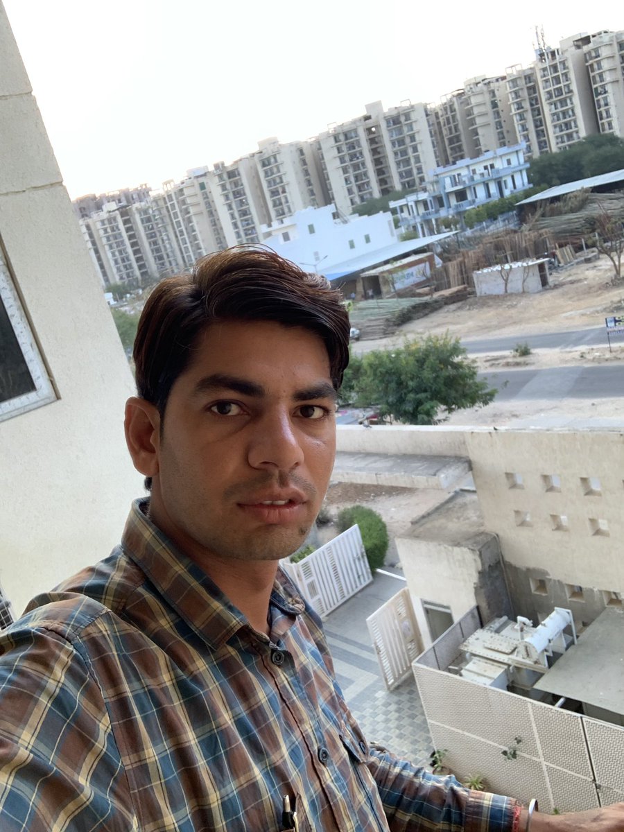 Ravimeena56's tweet photo. मै तो लिखूंगा अन्याय और अत्याचार के खिलाफ कोई लिखे या ना लिखे ...✍️
@Ravimeena56 

#We_Are_With_Nodeep
#JusticeForLakshmanMeena https://t.co/zZYYl9Hthk