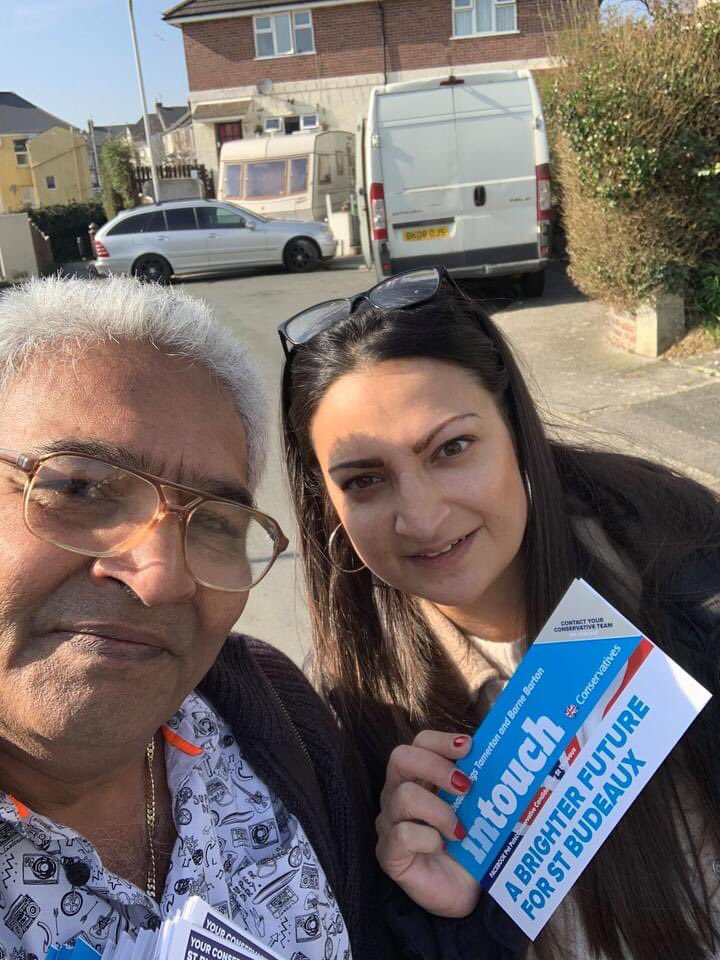 lorrainecox87's tweet photo. Great to be allowed back out on the street with @PatPatel17 #Stbudeaux #PatPatel4stbududeaux #localelection2021 https://t.co/O5WG2lCG3X