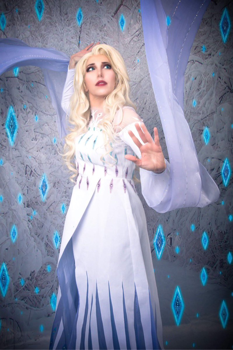 Kittendtv's tweet photo. Spirit Elsa inspired Cosplay Photo by @HexedPhotograp1 #ElsaCosplay #Waterhasmemory #ShowYourself #Arendelle #IntotheUnknown #FrozenCosplayer #Frozen2 #FifthSpirit #ElsaCosplayEdit @WomenofCosplay @sharemycosplay Dress by @procosplay Wig by @conhairwigs Makeup by yours truly x https://t.co/lr3X7tJPBN