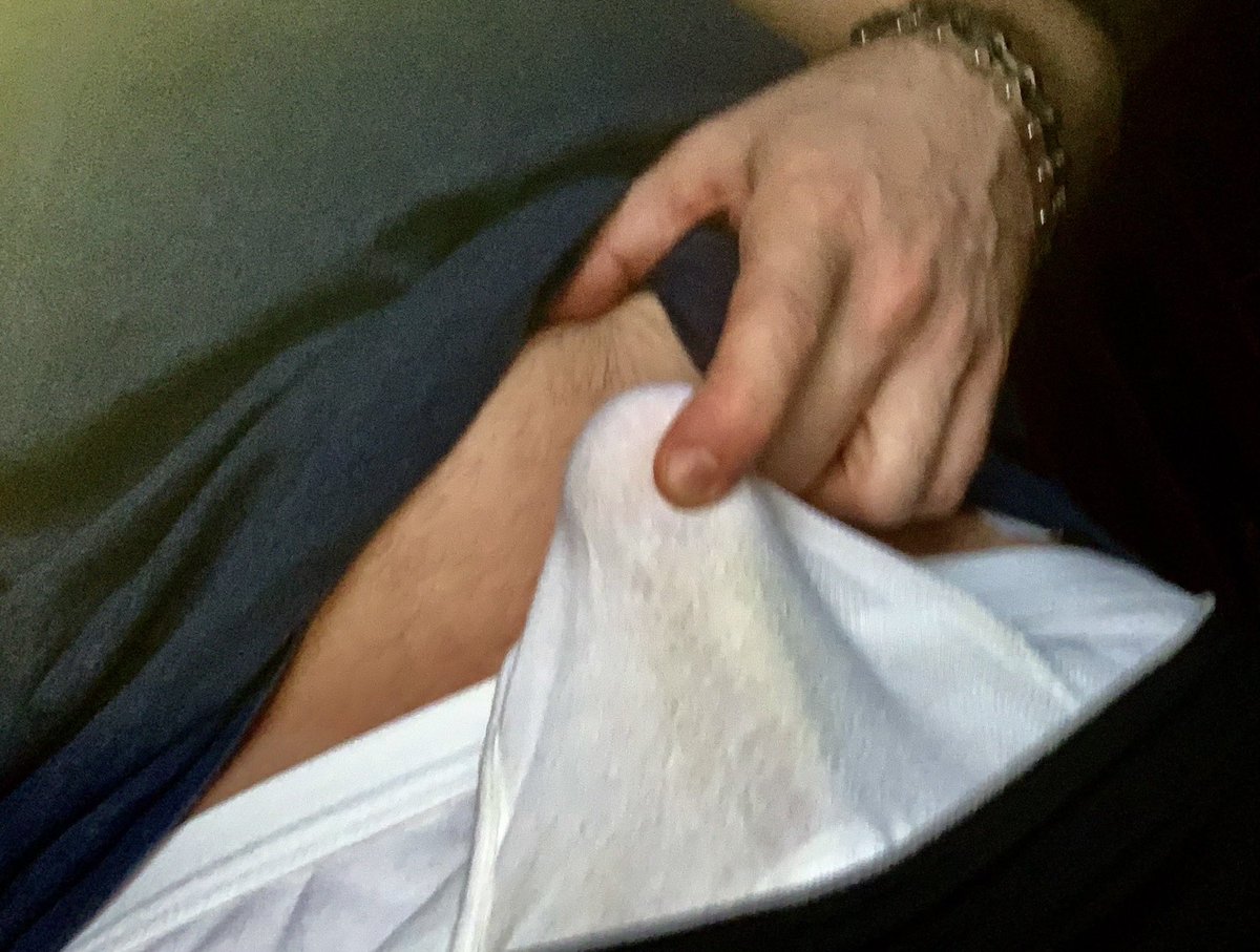 DvDswe's tweet photo. How’s gone? #addicted #batebro #batedaddy #batebuddy #tightywhities #briefsbulge #hornyaftergym https://t.co/QDoJ147TcT