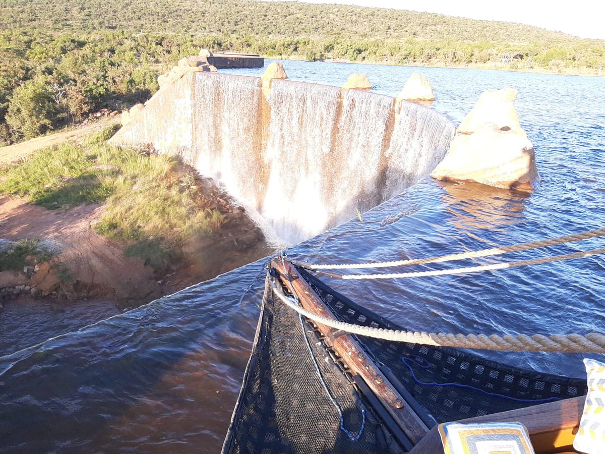 What better way to end off your day of Game Drives than with a leisurely sundowner cruise on the Douw Steyn Dam?

#SouthAfricaIsTravelReady #Safari #shambala #sundownercruise