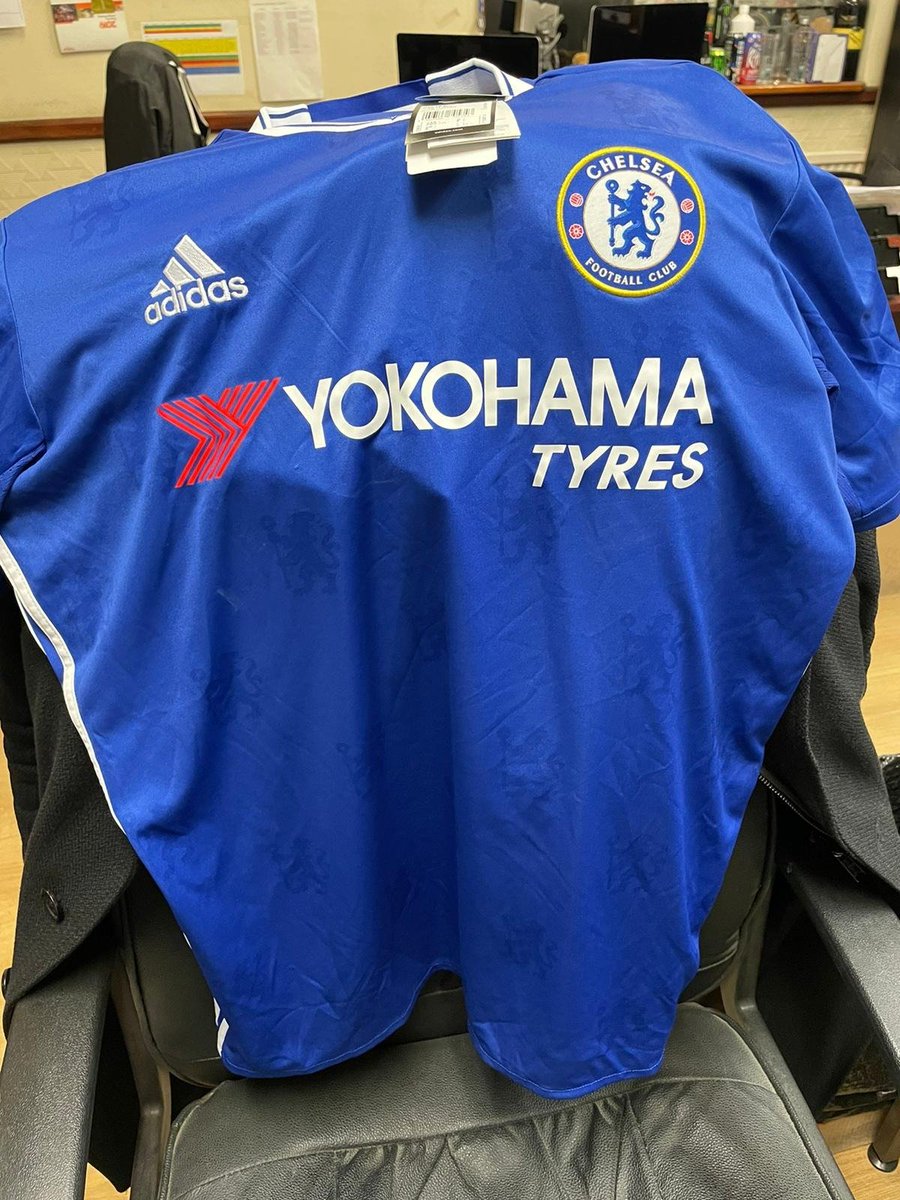 As promised I will be doing a lot of giveaways in the next couple of weeks.

The first item you can win is this 16/17 Chelsea FC shirt.

To win, you have to:
➡️Follow <a href="/FrankKhalidYT/">Frank Khalid YouTube Channel</a> 
➡️Like &amp; RT this post
➡️Tag one friend

Giveaway ends after I hit 1K followers on this account.