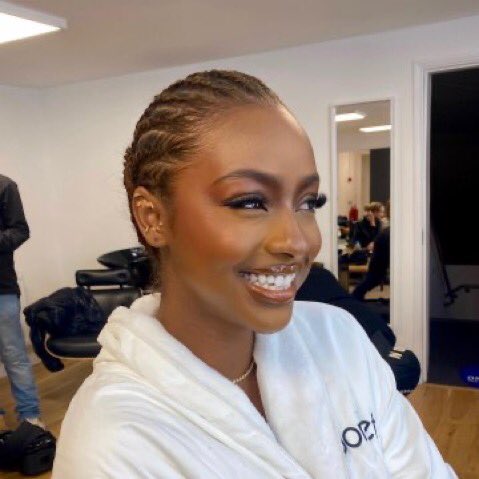 theprojectplug's tweet photo. Makeup by @Paintedbyesthr. https://t.co/1XoV6ZGkfA