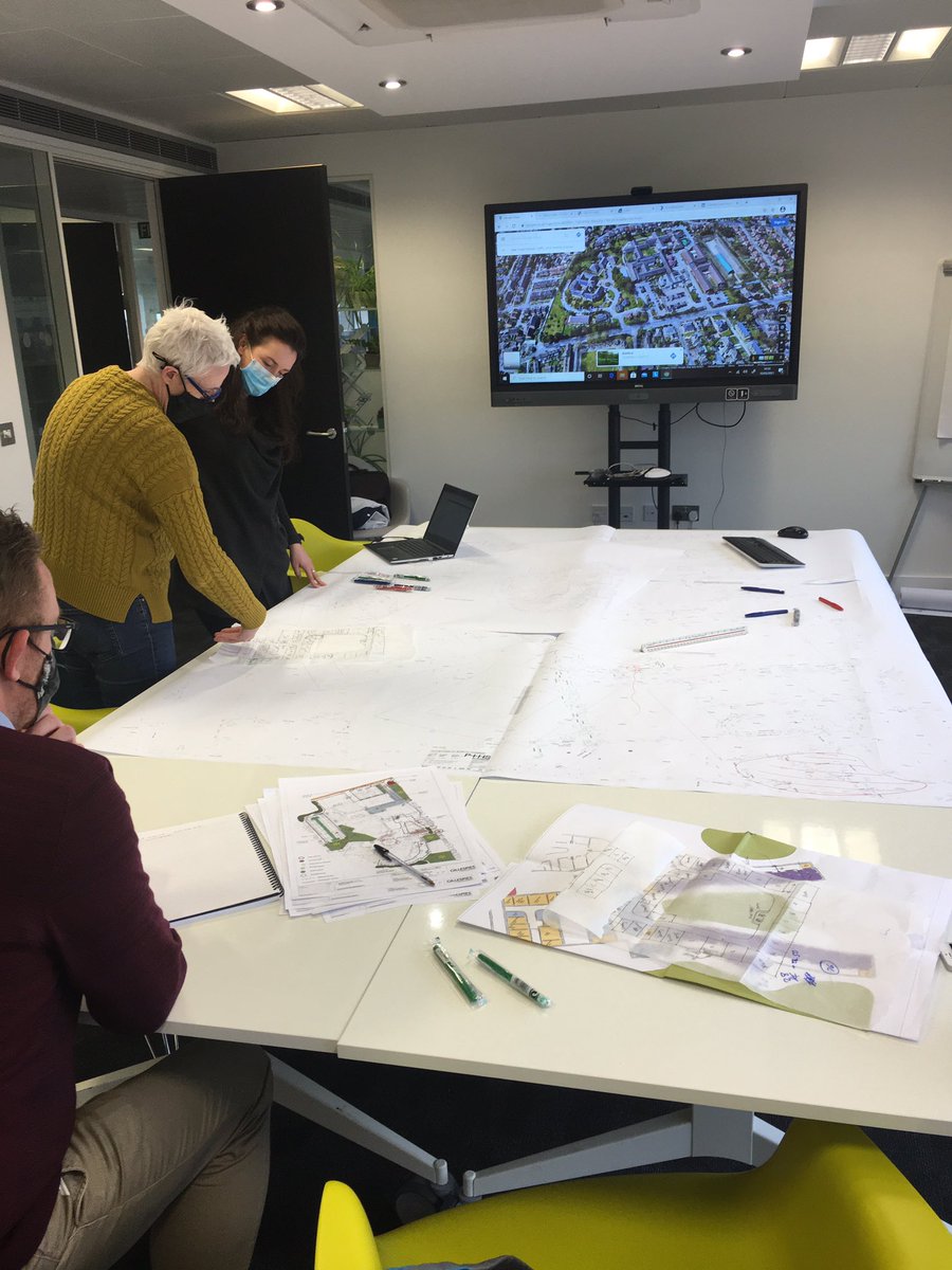 NHS_EandF's tweet photo. Good session today with @PHScath @PHSaliceG @PandHSArch and Jono from @GillespiesNews looking at site constraints, parking, trees, possible entrances &amp; service areas and how buildings fit with the existing environments whilst preserving established trees @BDCFT_redevelop https://t.co/P4uJQrIF0R