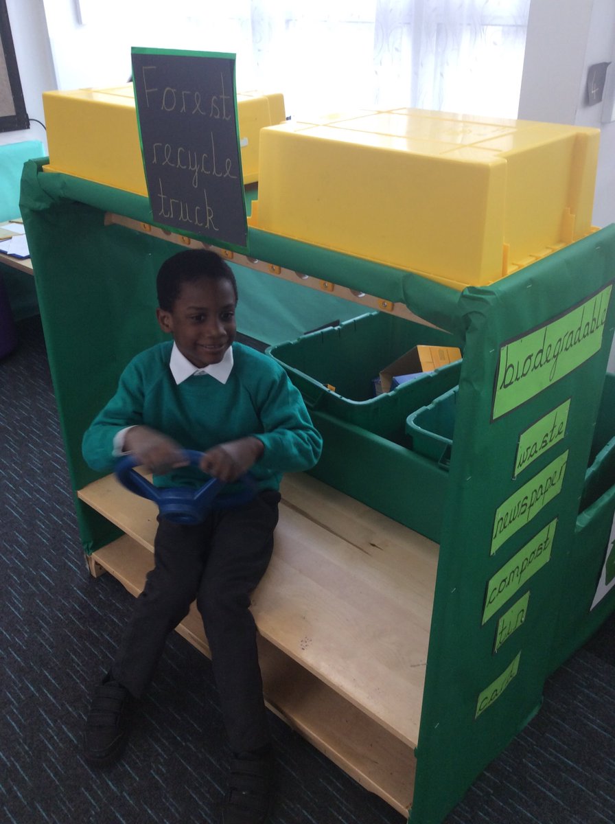 Forest_Academy's tweet photo. Ash class had a special visitor toady - Michael Recycle, the main character from our book 'Michael Recycle' came to check how green we are in class!
@InspireSELondon @1971Abigail 
#recycling #Michaelrecycle #keentobegreen https://t.co/K3YJfZ5l5W