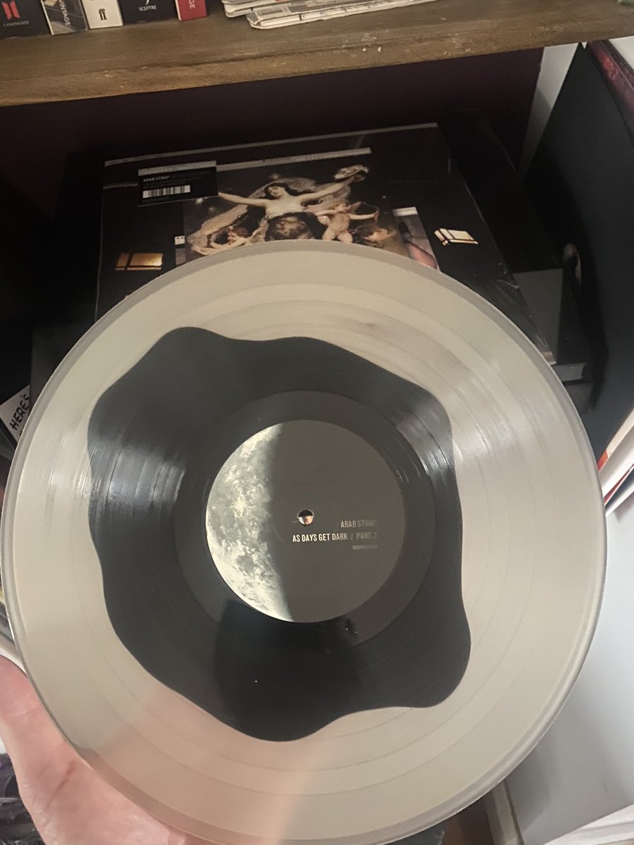 chrisdavewalsh's tweet image. Here we go... into the darkness... @AidanJohnMoffat @M_Middleton_UK @ArabStrapBand #arabstrapshareyoursplatter