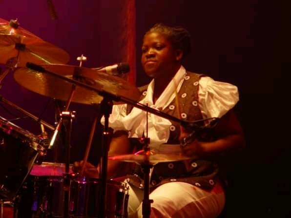 solacesay's tweet photo. Shes the founder of an all ladies band ,she's a drummer ,mentor and an inspiration to many young girls ,she has been running a programme that helps young female Artists and she's not recognised.Anikki Maswanganye is her name @NathiMthethwaSA https://t.co/nb4T7Bp7kC