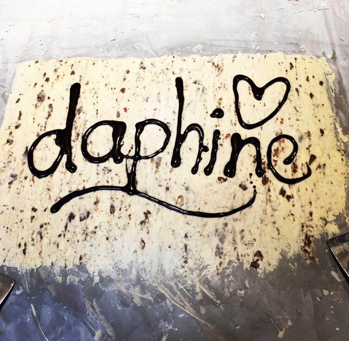 I met this girl last night and I couldn’t remember her name in the morning so I took her to TreatZw 😉😂