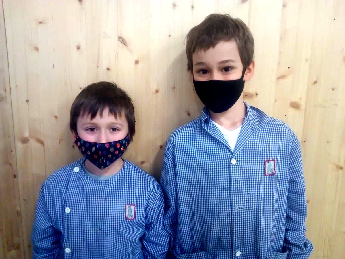 EscolaDecroly's tweet photo. Ja tenim els nostres representants pel Certament de Lectura en veu alta. L’Abril, la Martina, el Luka i el Max seran els nostres representants. Enhorabona a tots i totes!! 
@llegirenveualta #llegirensfagrans #elplaerdelalectura https://t.co/owDrlpnJwV