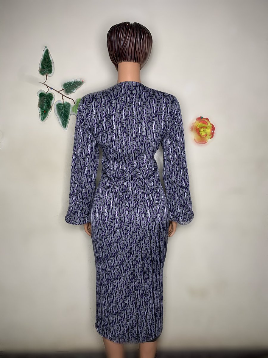OkirikaLollipop's tweet photo. Green print shirt dress🥰🥰🥰
Size: UK 18/20
Price: N4000
Blue shirt dress/Kimono🥰🥰🥰
Size: UK 10/12
Price: N3500
Kindly help me RT 🙏
Big brother naija, Flutterwave, #laycon #EricaTheStandard #FreePamilerin ibori, delta, #FireOnTheFilm #MakeWeRunAm Ozo Day https://t.co/m7qHeSBbHh