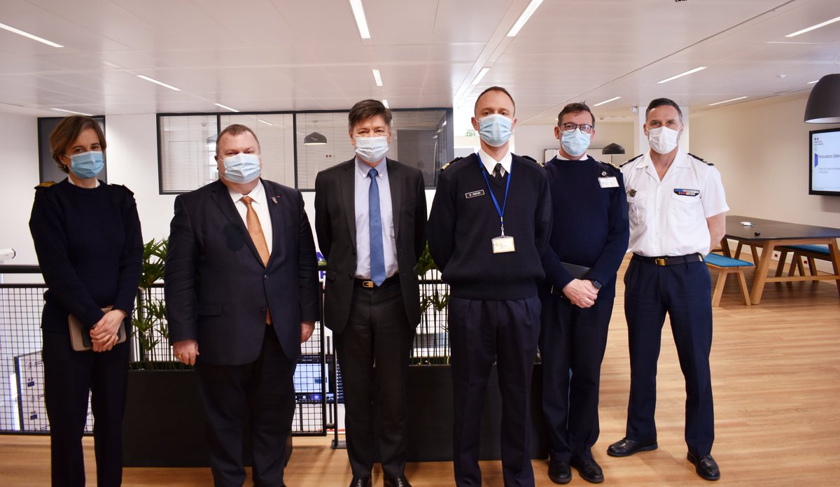 Agence_ID's tweet photo. Visite du Chef du contrôle général des armées Éric Lucas hier au #defenselab. Objectif ➡️ découvrir les missions et les enjeux de l'Innovation Défense Lab.
#NotreDéfense #innovation https://t.co/eGKwOMbgab