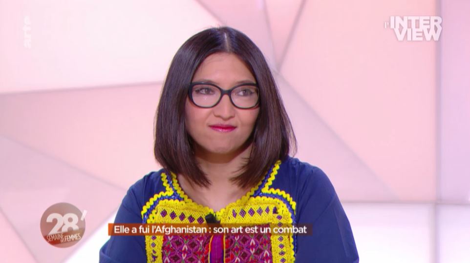 PLCommunication's tweet photo. 😎 Rencontre
Kubra Khademi est dans le #28min d' @ARTEfr !

L'artiste est actuellement exposée à la Galerie @Eric_Mouchet et proposera une performance en juin dans le cadre du Festival @LatitudesC_

https://t.co/VV4GnW9fRX https://t.co/FtoiVwPcBV