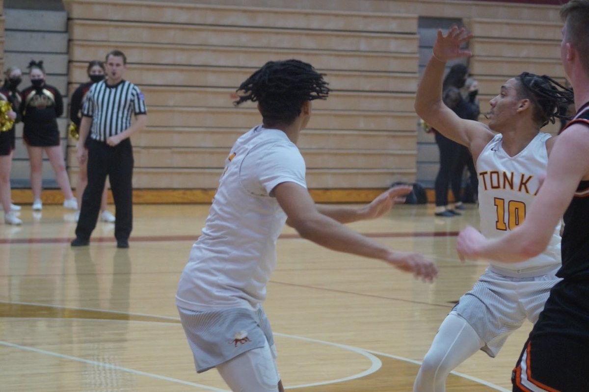 Congratulations to our PG &amp; Defensive Stopper Titus Holmes for making All Conference Honorable Mention. Titus Leadership, Toughness, &amp; Unselfishness is so vital to our success now and in the Future! Congrats Young Man! 
@TItusH05568084 @810Hoops