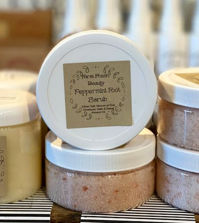 JSimplyVintage's tweet photo. Sandal weather is almost here, so get those feet ready! 👣  Pink himalayan salt and peppermint oils are just a couple of the amazing ingredients that will leave your feet feeling soft and smooth! 

Purchase in store at our @brickcityshops or @alleyelm locations. https://t.co/gVhwlgyGXK