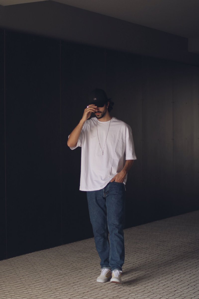 gonsleal's tweet photo. Rate this fit 1-10 🔥 https://t.co/58Mi1QxJV3