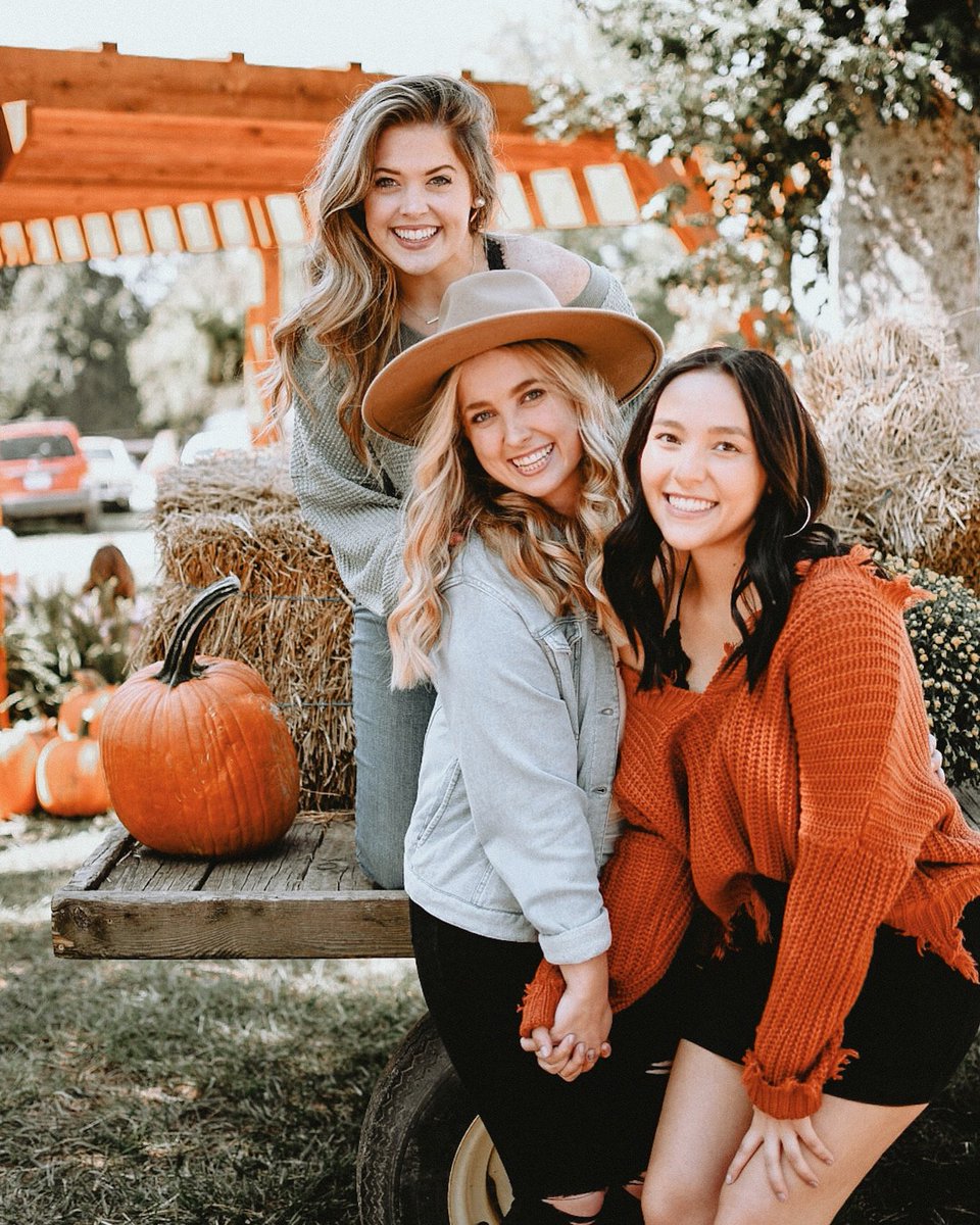 Big/little duo Janessa Volz and Bella Delgado!! <a href="/WKUSigEp/">WKU SigEp</a> <a href="/janessa_volz/">Janessa Volz</a> <a href="/izabellarose_/">bella delgado</a>