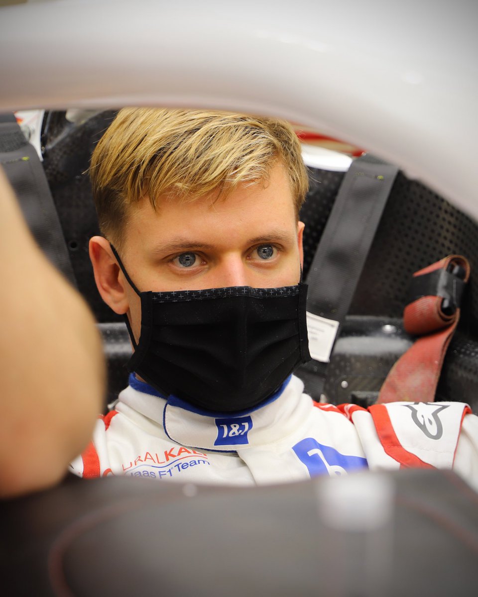 SchumacherMick's tweet photo. Ready and comfy 😎 https://t.co/K4wNa4b7bw