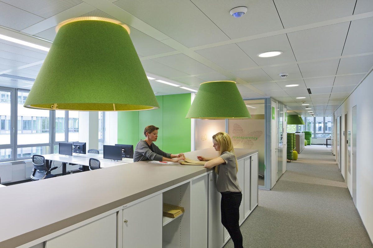 enaflointeriors's tweet photo. Following our last tweet, these noise-reducing pendant #lightfittings are pretty cool too. Ideal for open spaces in need of #acoustictreatment and better #lighting. Available in four different sizes and a range of striking colours. Nice! #interiordesign #workplace #officefitout https://t.co/tfrpHF5ZaV