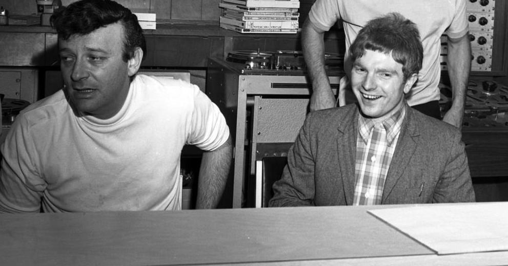 BestClassicBnds's tweet photo. A documentary about this behind-the-scenes legend and Rock Hall inductee is now available on demand and on cable. (He co-wrote "Twist and Shout," "Piece of My Heart," and many others.) Meet @bertberns: https://t.co/NZz8ZKVbnX https://t.co/rIrIQ8bDW7