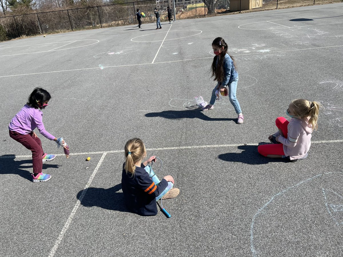 Mrs. Carpenter tweet media