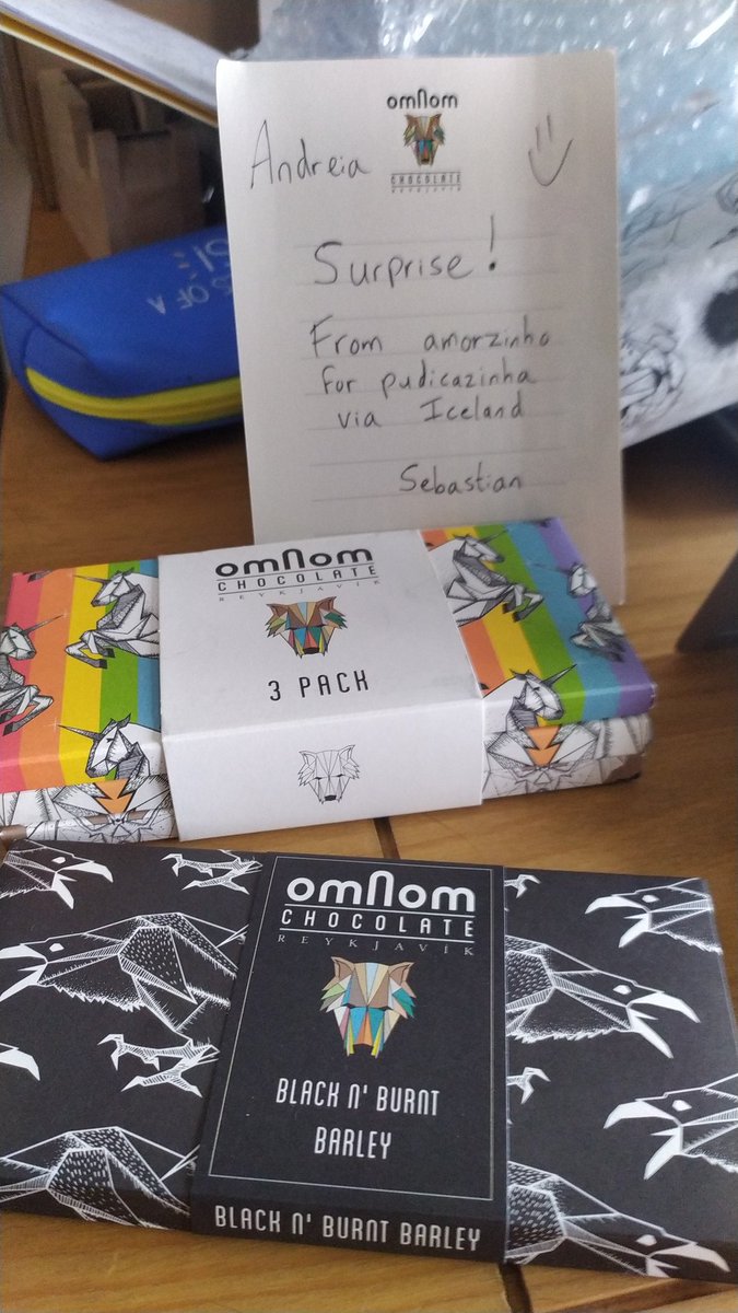 albuquerqueafrr's tweet image. @doomclicks and @omnomchocolate you are the cutest things!
Thank you for bringing a peace of joy in this current Bermuda triangle 🇩🇪 🇮🇸 🏴󠁧󠁢󠁳󠁣󠁴󠁿 ❤️