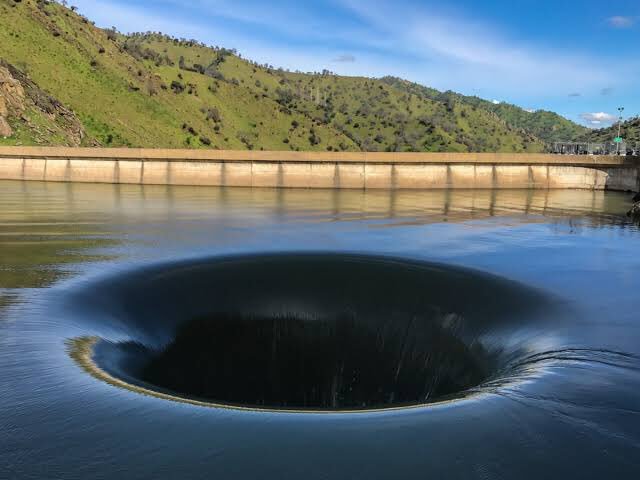 Восстановление страны водоворотов