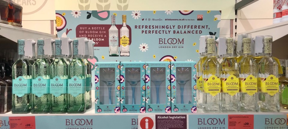 QB_News's tweet image. Congratulations to our UK customer marketing team for these stunning in store displays for #BLOOMGin, now live in @sainsburys stores across the UK, just in time for Mother's Day (it’s this weekend in case you've forgotten!)