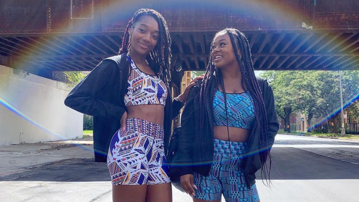 LSRCC_Chicago's tweet photo. WHM pop-ups at #ThePerfectCup return this weekend with @digitalkente, @screkas, and @MyEThree on 3.13 11-4. For #piday (3.14), pies from @HoneypieCafe, and @deflouredbakery plus shop @megsgemshop. Visit https://t.co/e7fRSAcUeG to pre-order pies and full event details! https://t.co/nb0RTZGYbC