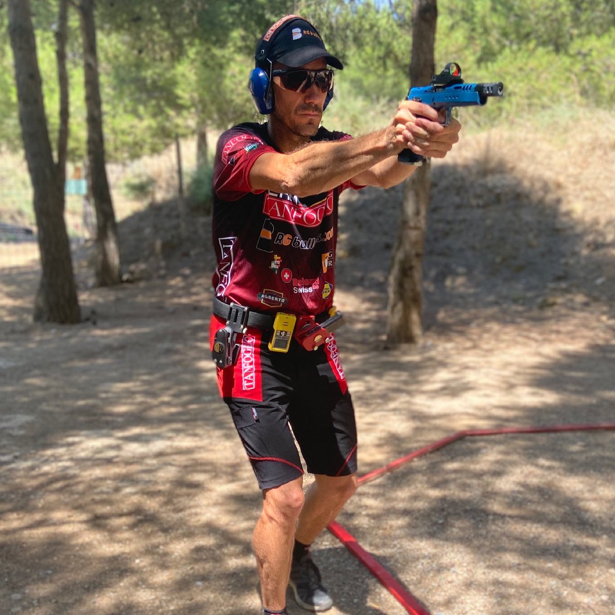 ivanespilez's tweet photo. Este sábado, primera competición de la temporada 2021. Con ganas de volver a ver a los compañeros y empezar a coger ritmo de competición.

#tanfoglio #rgbullets #gugaribas #armeriaalberto #ipsc #clubtirlleida #lleida #recorridosdetiro https://t.co/x6g8fNhP36