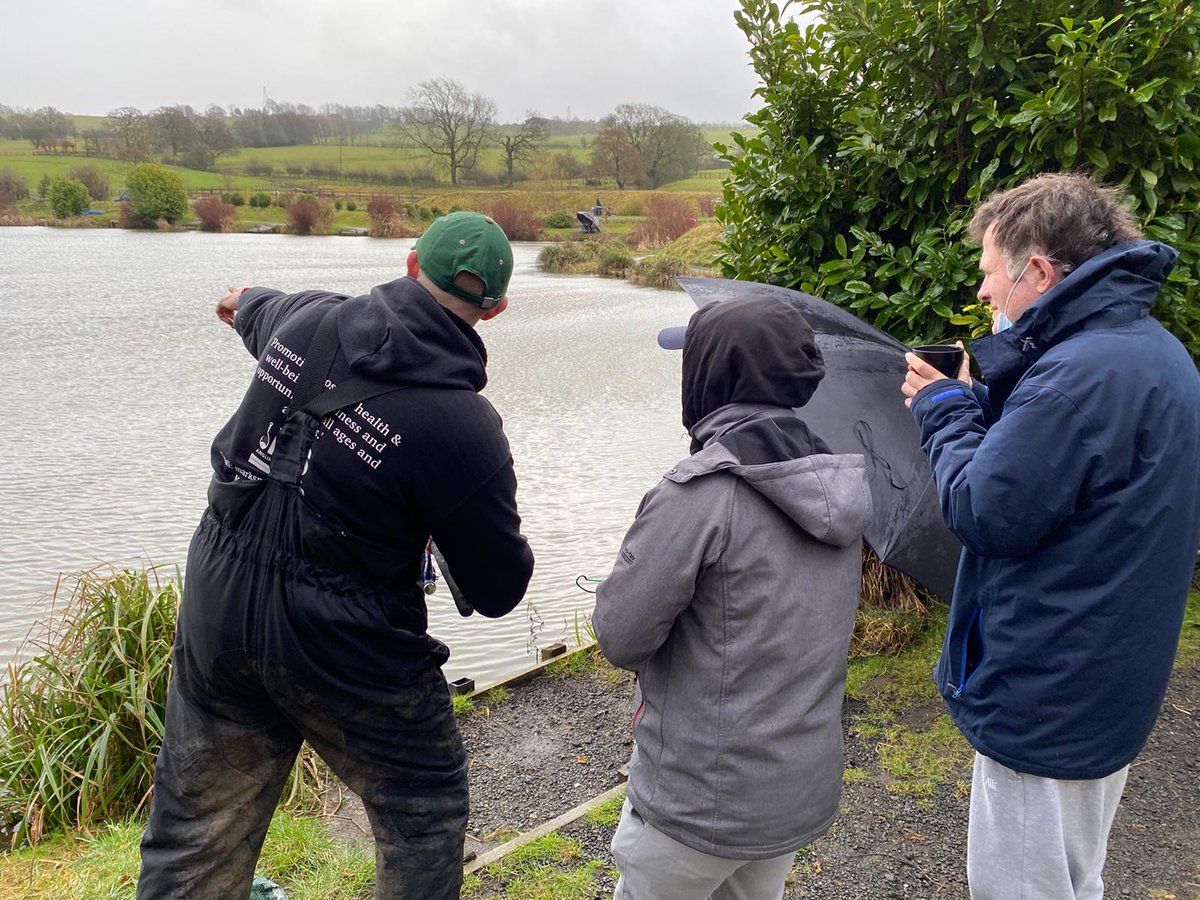 MSmed4's tweet photo. An absolute pleasure gents and thanks so much for your kind words. #WellbeingWednesday 🎣 😊🎣 @EastLancsCCG @BPRCVS @Sport_England @ActiveLancs @TaAFTalks @AnglingTrust @DarrenBirchAT @JamesRocheAT @DanWilliamsAT #GetFishing #Teamwork #Mindfulness #MorePositiveTogether https://t.co/OSnkmGU9QG