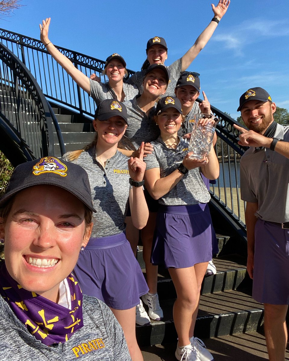 ECUWGolf's tweet photo. 🏆 calls for a @buford010 selfie 🤩

#WinWednesday #PirateNation 🏴‍☠️ https://t.co/6iGzadmFMB