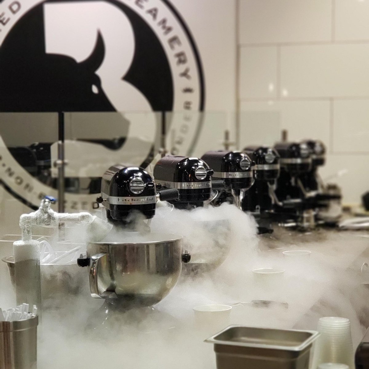 🎶 "What's cooler than being cool - ICE COLD!" 🎶
 Alright, alright, alright, alright...you get the point... 😎

#keepthebuzzgoing #thebuzzedbulldifference #icecream #milkshakes #familyfun #thingstodo