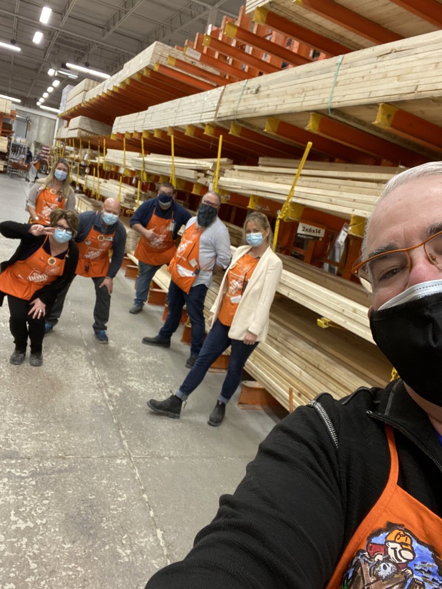 Great to be in Orillia, Ontario today (7137) led by our great Store Manager Tammy Irwin together with her leadership team. A leader in their community where Spring has Sprung! Great standards, great safety, great associates!  <a href="/HomeDepotCanada/">Home Depot Canada</a> (that’s a whole lot of Great!!)