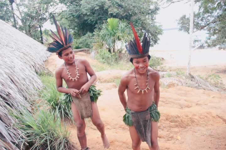ReforestreeInc's tweet photo. The happiness in the face of those who live at the Amazon ✨ 

#Reforestree  #tribes #amazontribes #brazilianrainforest https://t.co/cFYnFsjNJd