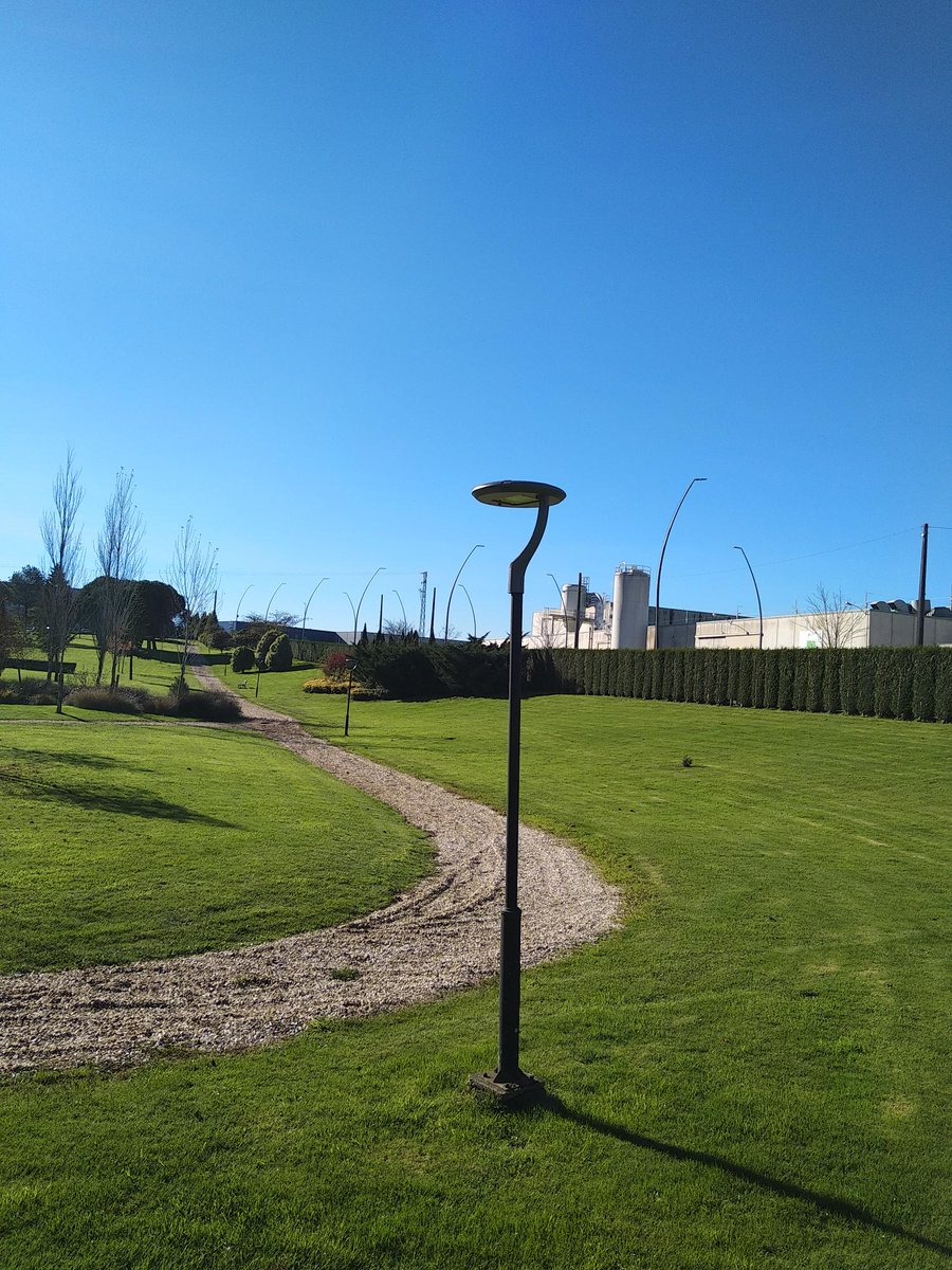 maslighting's tweet photo. 🟨 Proyectos con iluminación #Maslighting
El jardín botánico de Cerceda cuenta ahora con #iluminación #LED de excelente intensidad lumínica y uniformidad gracias a nuestras luminarias PARK CITY.

📌 Jardín Botánico de Cerceda, A Coruña
✒️ Globaser Soluciones
💡 César Ramírez https://t.co/rcBZ2NYy14