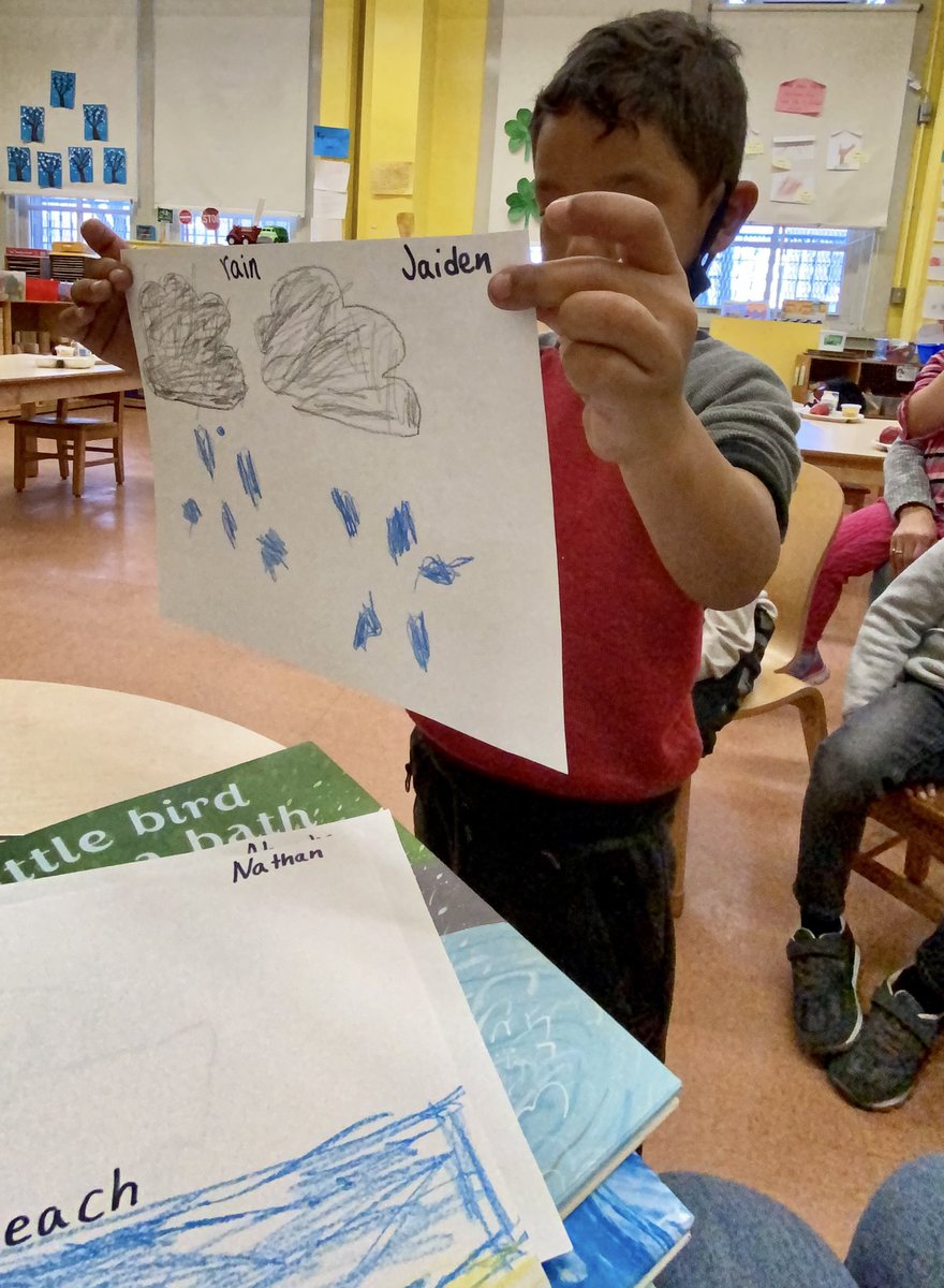 MsTrinidad301's tweet photo. @MsTrinidad301 has been spending the week in #PreK103 and oh what fun it is!!!! I’m going to be soooo 😢 😢 when their teacher returns!!! #prekfun #4yearoldsgivemelife #waterunit https://t.co/YaPc8QETwY