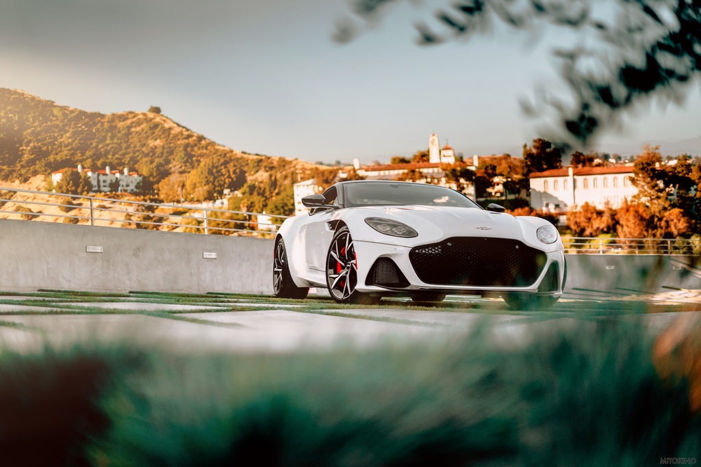 A cut above -->> Aston Martin DBS Supperlaggera in White Stone with red calipers. 

📞844.858.8305⁠⠀⁠
🖥️ galpinastonmartin.com⁠⠀⁠
📍15500 Roscoe Blvd, Van Nuys, CA 91406