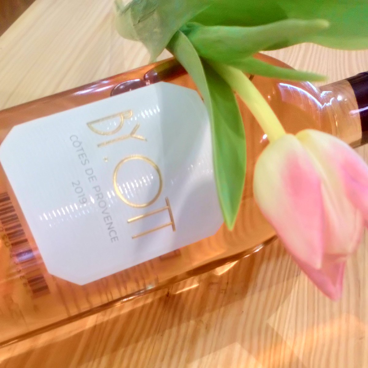 Rose up your Day! 🌹 🌹 🌹 🌹 🌹 🌹 🌹 🌹 🌹 🌹 🌹
@domainesott 
BY OTT 2019
#byott #domainesott #rose #rosewine #rosenight #thursdaywine #thursdaynight #rosemood #winemood #happyvibes #relaxtime #almostweekend #newpromo #newwine #provence #discover #france #london #spiritedwines