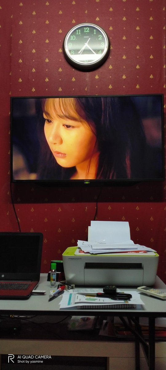 nimsayss's tweet image. hell i cried at 3 minutes into the second episode 
#hearher
#bbcplayer
#YangZi